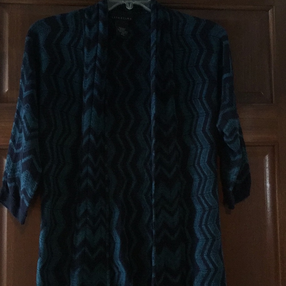 Womens top - Picture 3 of 4
